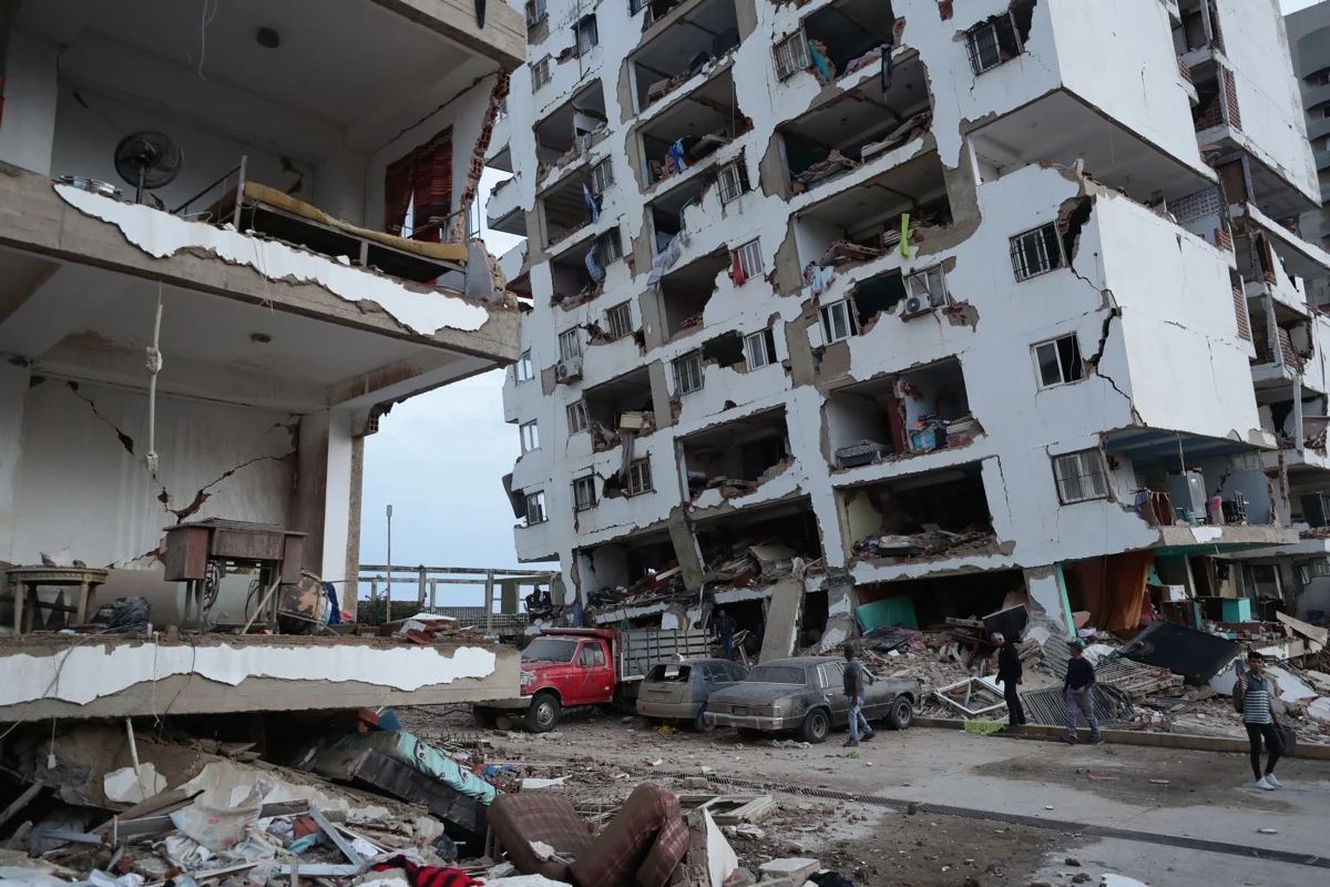 Terremotos en Venezuela dejan destrucción masiva, Venezuela Earthquakes: Death Toll, Damage, and Those Affected